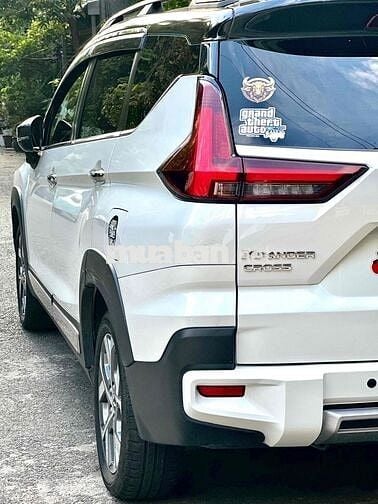 Mitsubishi Xpander 2024 Cross 1.5 AT - 50 km