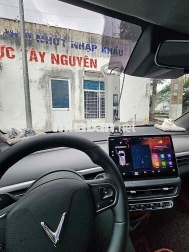 VinFast VF6 2024 S - 13000 km