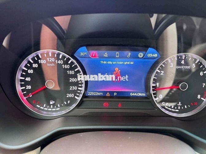 Lux SA Premium 2019 đi 22.000km đẹp xuất sắc