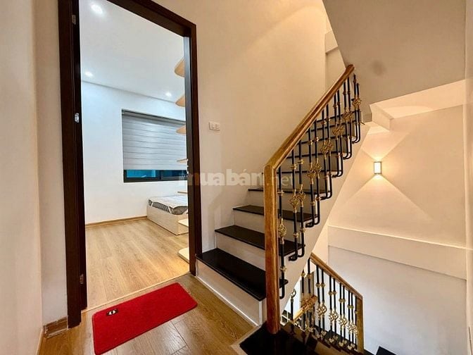 Bán Nhà Gần Phố, Kim Hoa, Đống Đa 38m, 4 tầng, mt 4.1m, giá 11.8 tỷ.