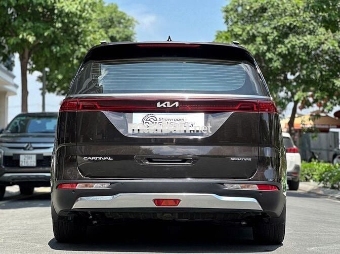 Kia Carnival 2022 2.2D Signature 7 ghế - 45000 km