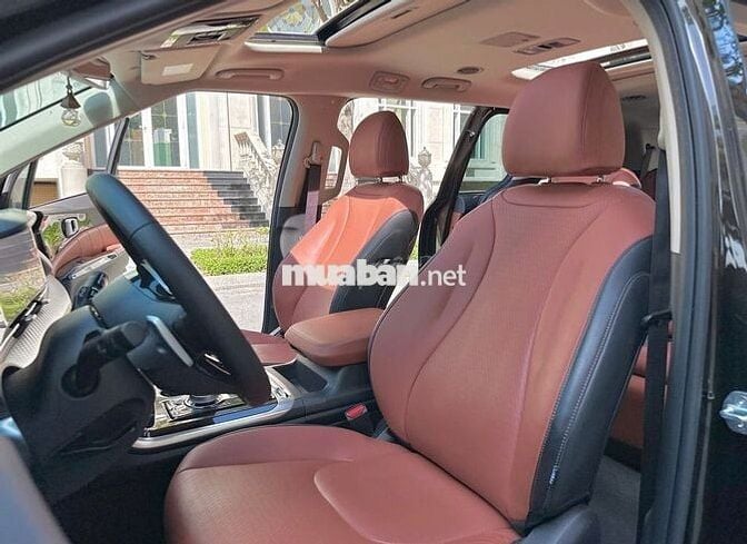 Kia Carnival 2022 2.2D Signature 7 ghế - 45000 km