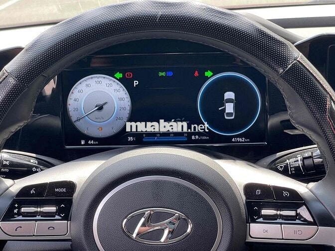 Hyundai Elantra 2022 Elantra 1.6 AT - 41000 km