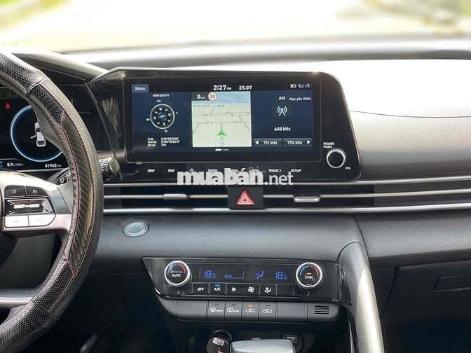 Hyundai Elantra 2022 Elantra 1.6 AT - 41000 km