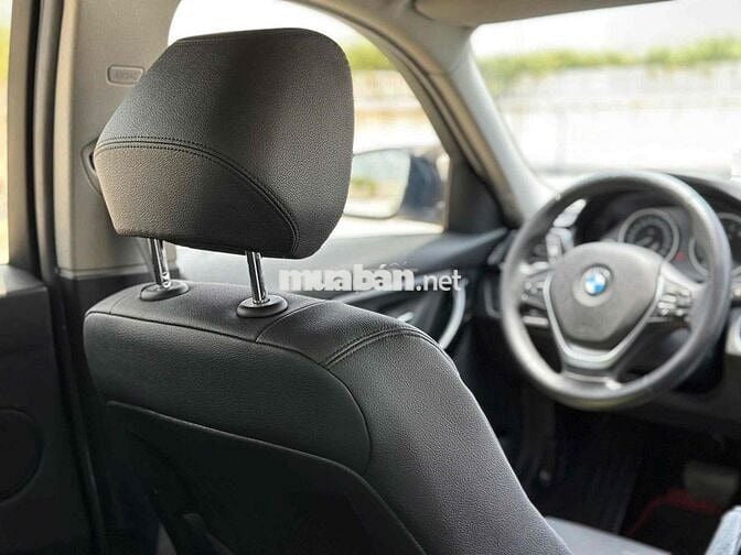 BMW 3 Series 2***00 km