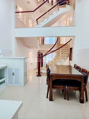 Hẻm xe hơi Lê Văn Sỹ,Ngang 4m,5Tầng,4PN,kiên Cố,Khu An Ninh,Sạch sẽ