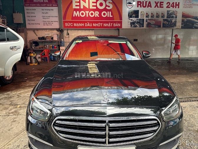 Bán Mercedes E200 12/2021 Xe Trùm Mền, Mới Như Hãng