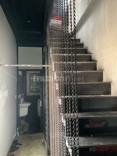 Sang MB Ngang Hiếm 7.5m , trệt 4 lầu 175m2 thuê rẻ sát góc Ng Cư Trinh