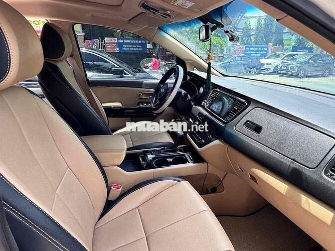 Kia Sedona 2018 2.2 DATH - 67000 km