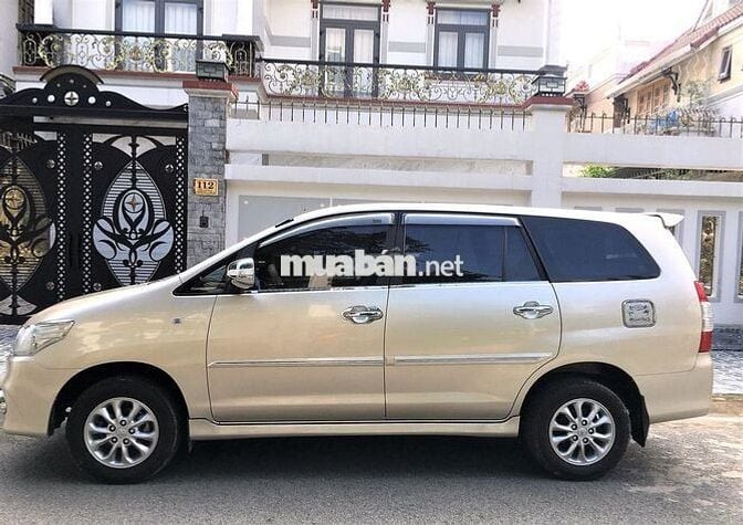 Bán xe nhà INNOVA 2015 E chính chủ còn Zin: 287tr