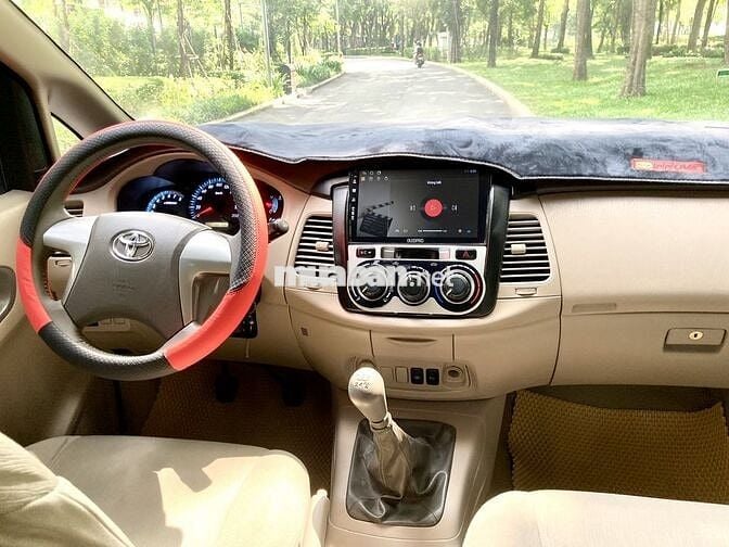 Bán xe nhà INNOVA 2015 E chính chủ còn Zin: 287tr