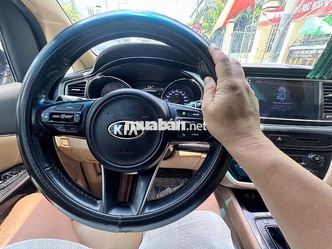 Kia Sedona 2018 2.2 DATH - 67000 km