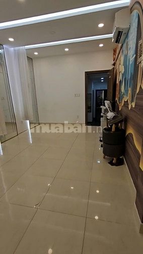 BÁN GẤP GÓC 2MT ĐC: 321D ĐƯỜNG TRẦN HƯNG ĐẠO - P.CÔ GIANG - Q.1 4 TẤM 