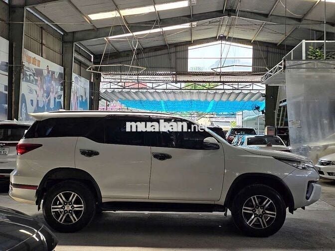 Toyota Fortuner 2.4G 4x2 nhập Indo xe cực kỳ đẹp.