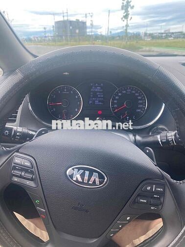 Kia K3 2015 1.6 AT - 93558 km
