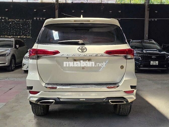 Toyota Fortuner 2.4G 4x2 nhập Indo xe cực kỳ đẹp.