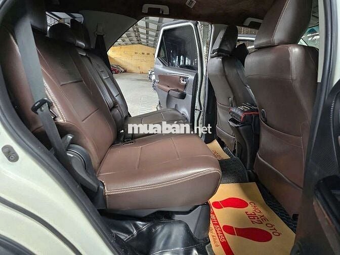 Toyota Fortuner 2.4G 4x2 nhập Indo xe cực kỳ đẹp.