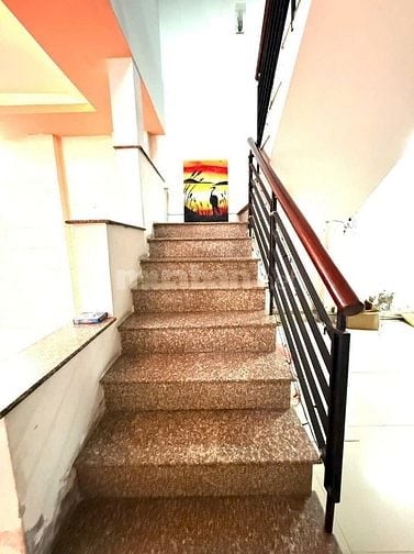 Nhà  bán nguyên căn. Mua bán vi bằng 