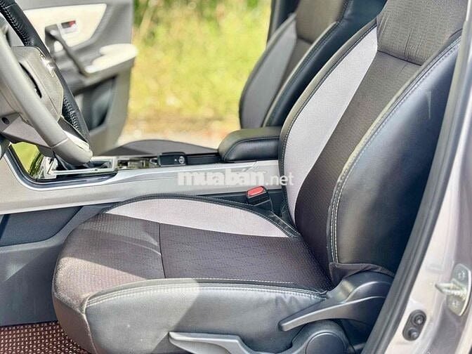Toyota Veloz 2023 Cross Top 1.5 - 87000 km - Hãng