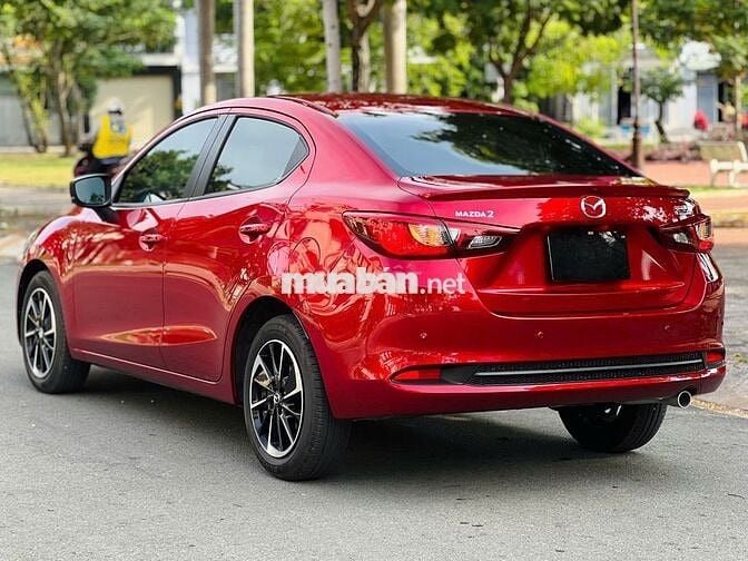 Mazda 2 2024 Luxury Màu đỏ - siêu lướt 2900km