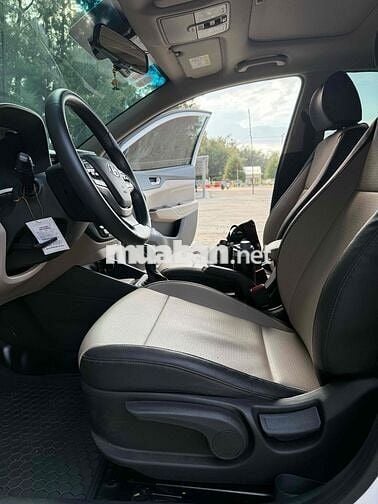 Hyundai Accent 2021 1.4 AT bản full - 30000 km