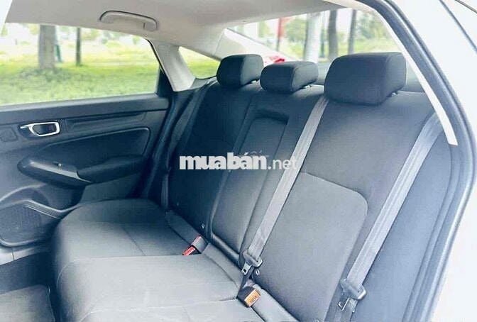 Honda Civic 2023 G 1.5 AT - 17000 km
