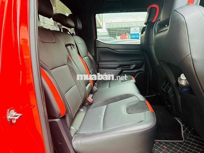Ford Ranger 2024 Raptor 2.0L 4x4 AT lướt 7.300km