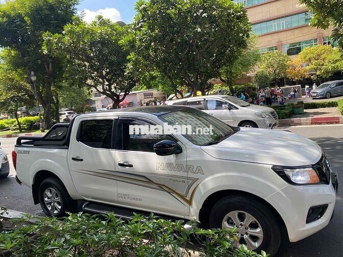 Bán Tải Navara số tự động máy dầu xe zin siêu đẹp