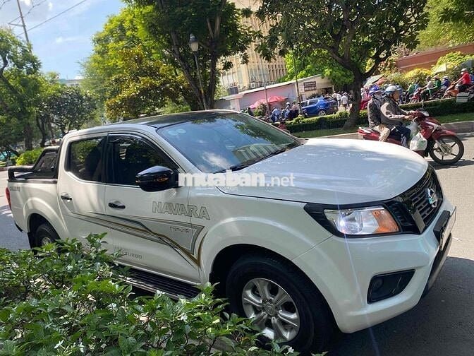 Bán Tải Navara số tự động máy dầu xe zin siêu đẹp