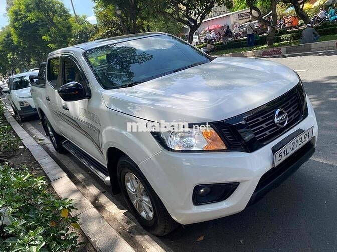 Bán Tải Navara số tự động máy dầu xe zin siêu đẹp