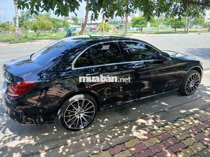 Mercedes Benz C Class 2016 C300 AMG - 712100 km
