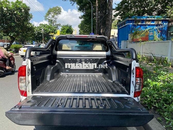Bán Tải Navara số tự động máy dầu xe zin siêu đẹp