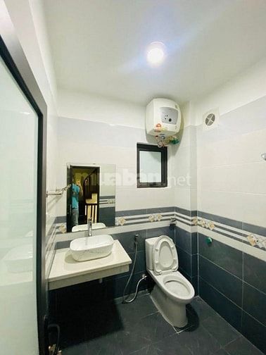 Một Căn Duy Nhất Còn Sót Ngọc Thụy - Ngõ Nông - 5 Tầng - 3 Ngủ - 6 Tỷ