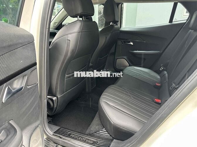 Peugeot 2008 2021 GT Line 1.2 AT - 56000 km