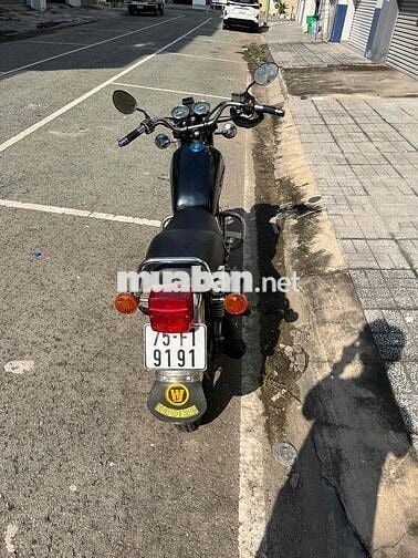 Suzuki GN125 Đen Bản Thái năm 2000