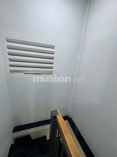 Cho thuê nhà nguyên căn đường Trần Hưng Đạo, PHường Cầu Kho, Quận 1