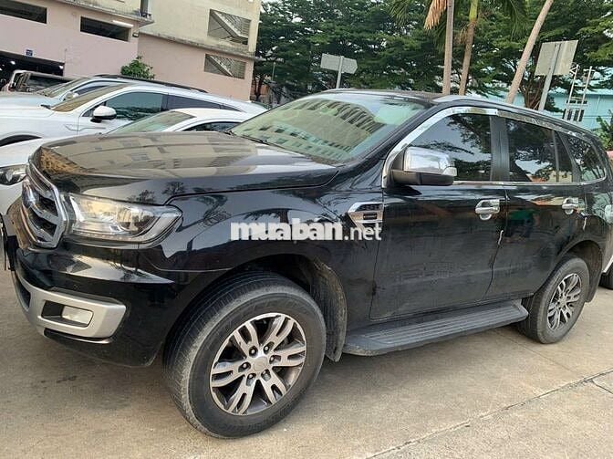 Ford Everest 2020 Trend 2.0L AT 4x2 - 43500 km