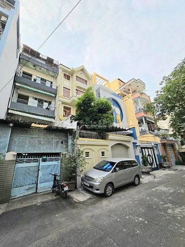 Cần bán nhà HXH 8m Tô Hiến Thành, P.12, Q.10. DT: 6x25m, hầm + 4 lầu