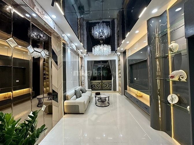 CỰC PHẨM MẶT PHỐ - VỈA HÈ RỘNG - NỘI THẤT LUXURY - KINH DOANH