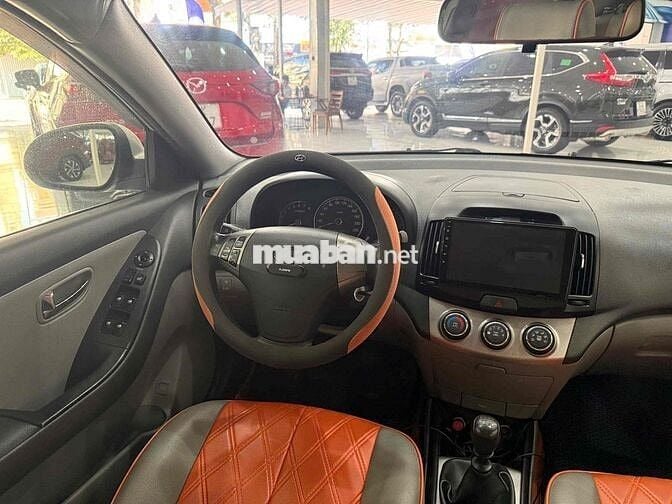 Hyundai Avante SX2014 1.6 MT -