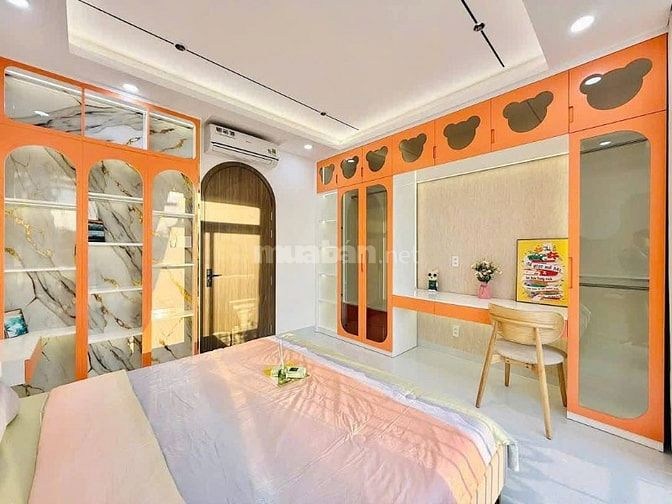 Giảm 2 tỷ nhà đang có dòng tiền 25 triệu/tháng ngay Lam Sơn - Tân Bình