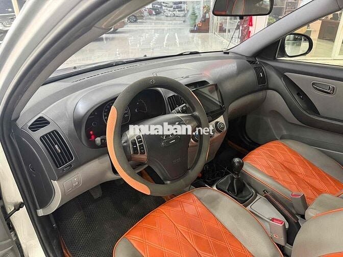 Hyundai Avante SX2014 1.6 MT -