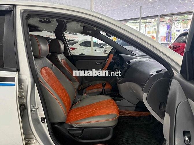 Hyundai Avante SX2014 1.6 MT -