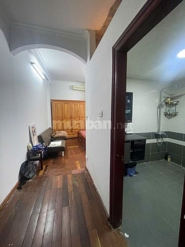 Bán nhà phố Giảng Võ 90m2, ô tô ra vào, phân lô, 4 tầng ở luôn