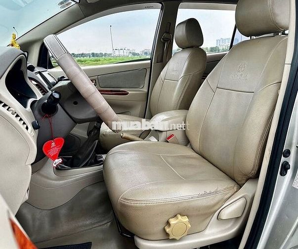 Toyota Innova 2007 G - 110000 km