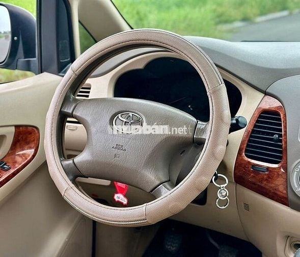 Toyota Innova 2007 G - 110000 km