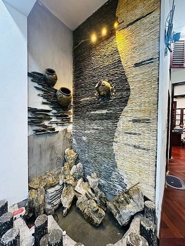 Bán nhà Vũ Hữu, 2 thoáng, sau viu chung cư, gara, ô tô tránh trước cửa