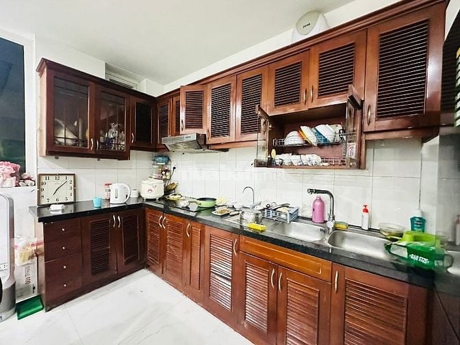 Bán nhà Vũ Hữu, 2 thoáng, sau viu chung cư, gara, ô tô tránh trước cửa