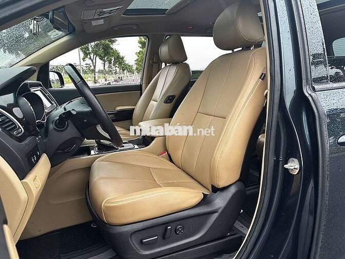 Kia Sedona 2020 2.2 DAT Luxury - 95000 km