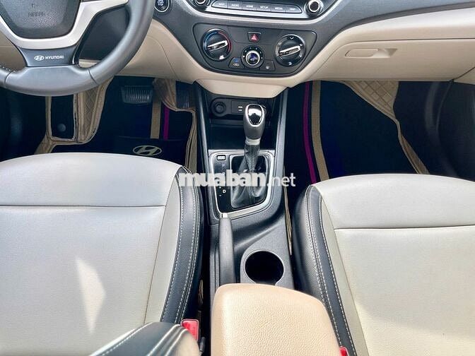 Hyundai Accent 2022 1.4 AT - 52000 km